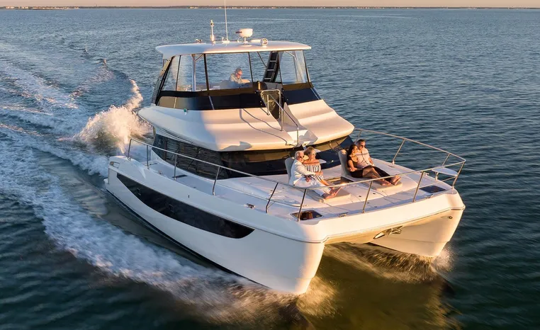 AQUILA 42 YACHT