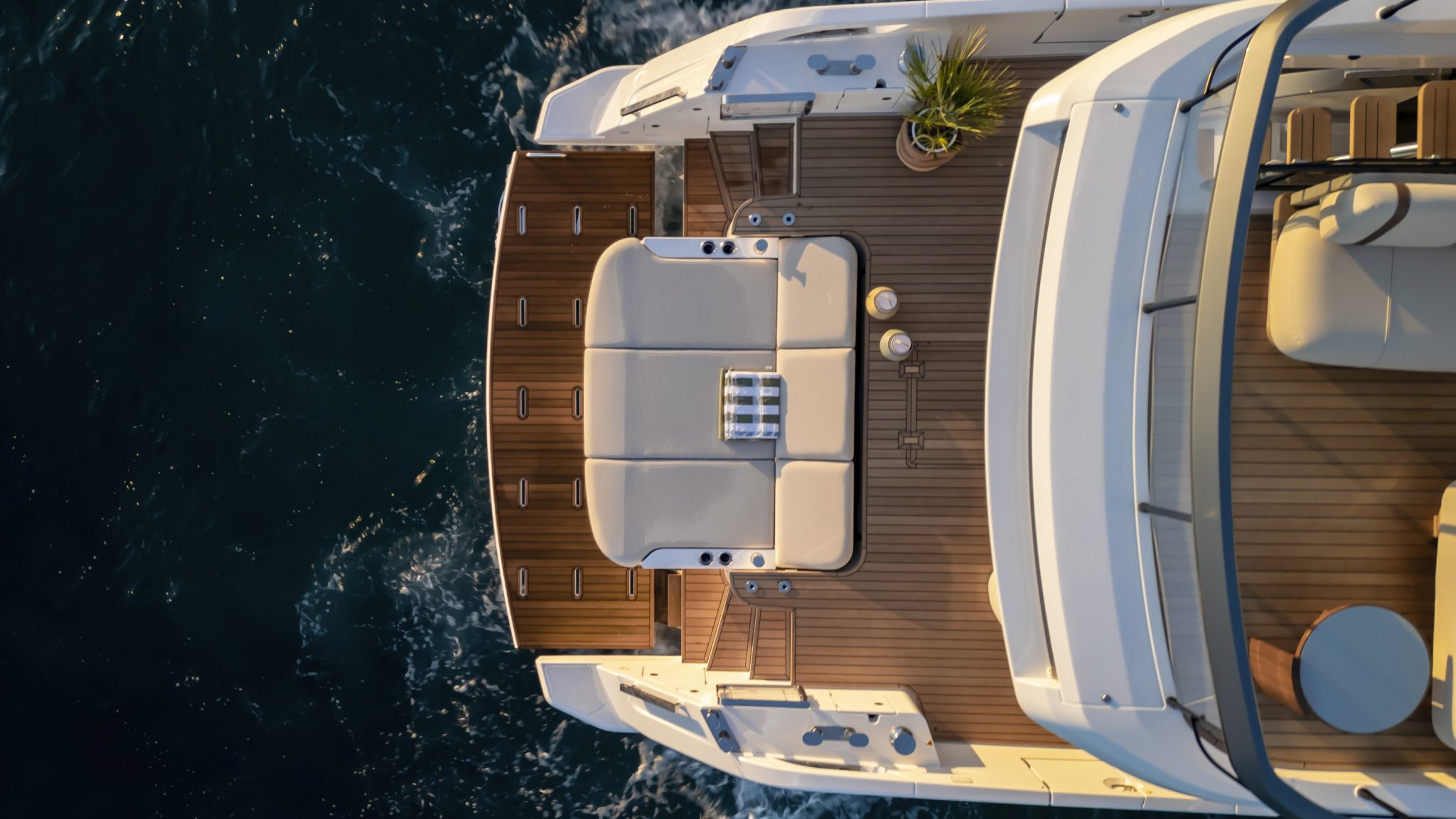 62 Beach Cockpit Above View