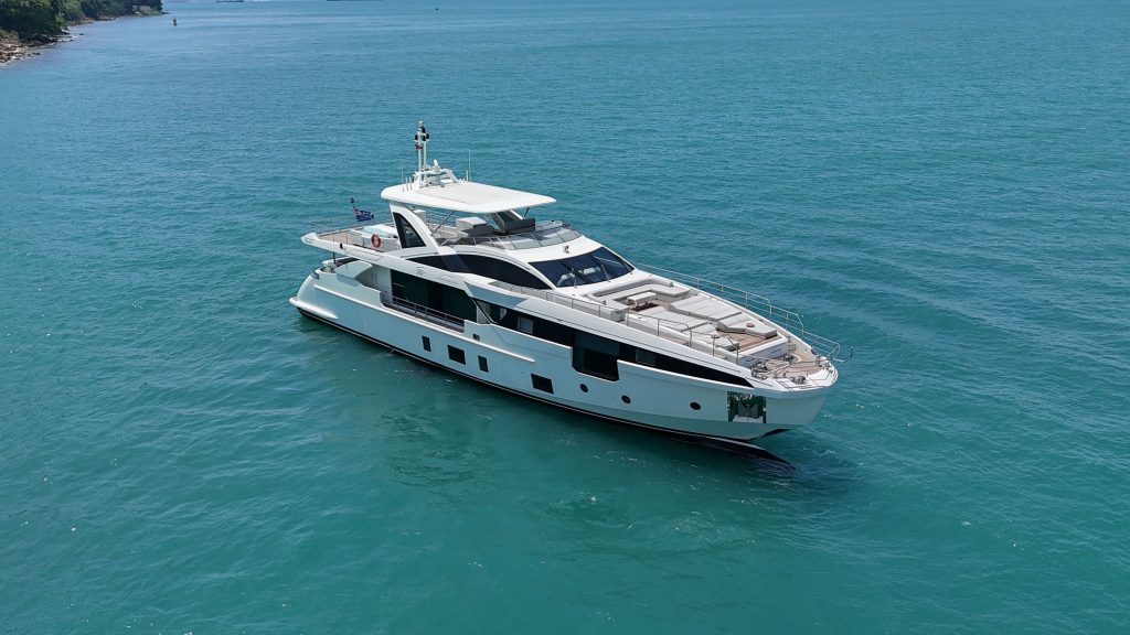 AZIMUT GRANDE 32 METRI