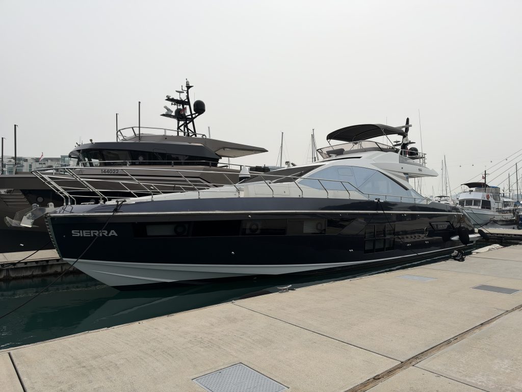 AZIMUT S7